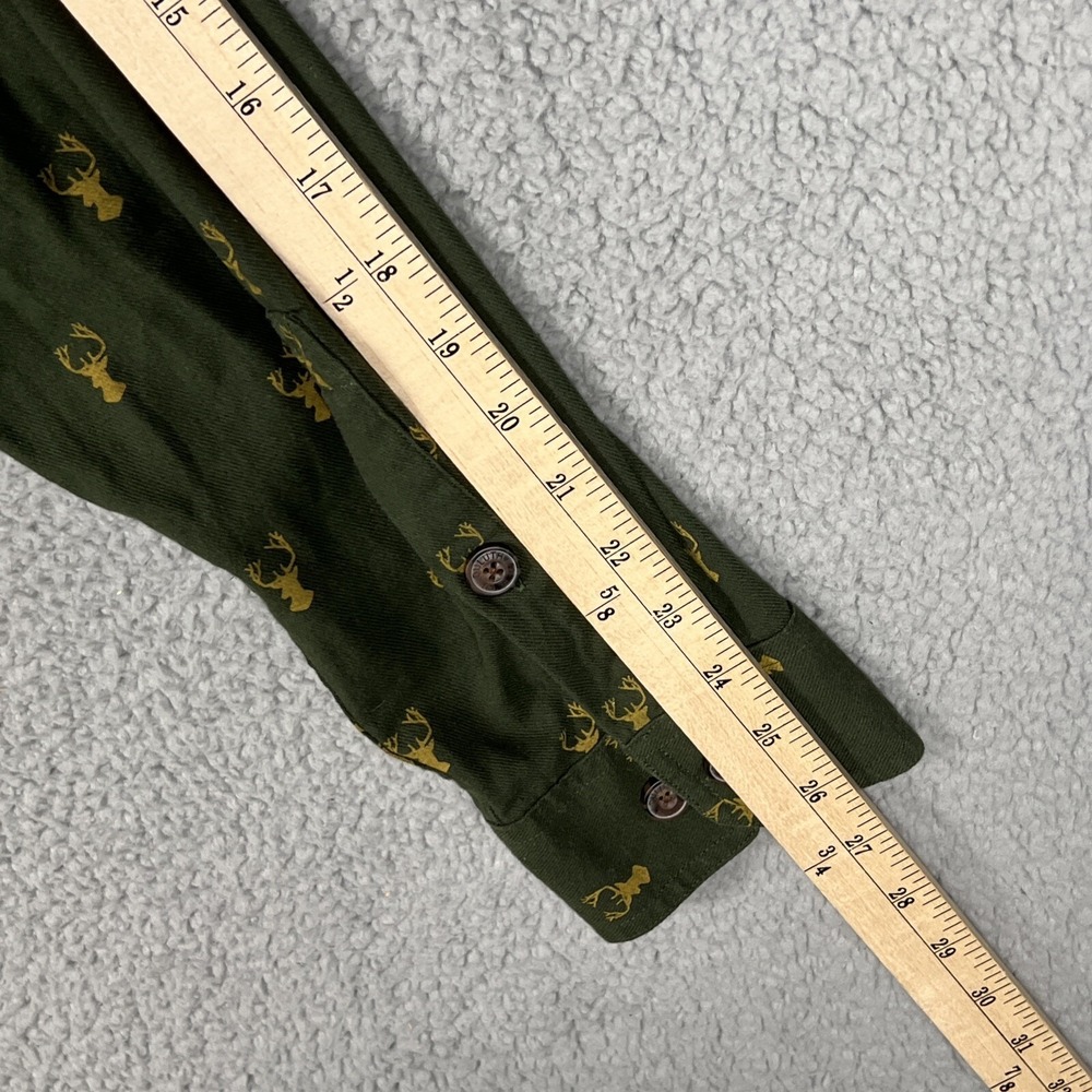 DULUTH Trading Untucked Mens LT Relaxed Fit Flannel Shirt Green Deer Buck Print‎ - Picture 12 of 12